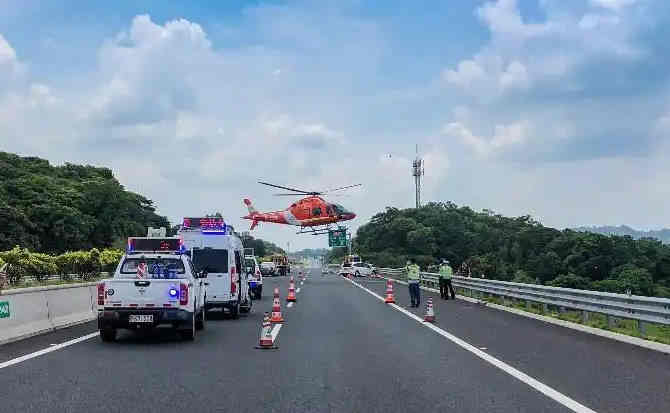 梅县区高速公路汽车救援案例