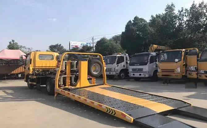 梅县区汽车中途维修案例